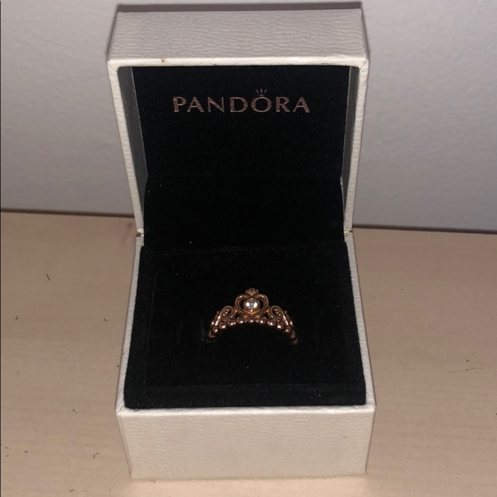 Pandora princess tiara ring (rose gold)
